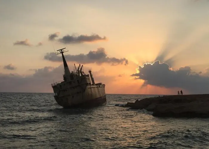 Aqua Sunrise 1km From With Sea Views * Coral Bay