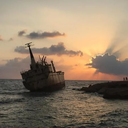 Aqua Sunrise 1km From With Sea Views * Coral Bay